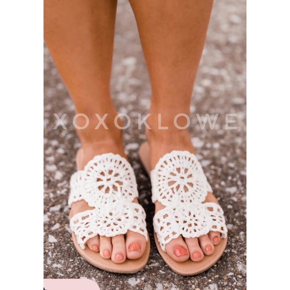 Boho Floral Crochet Raffia Sandal Slides - Picture 13 of 15